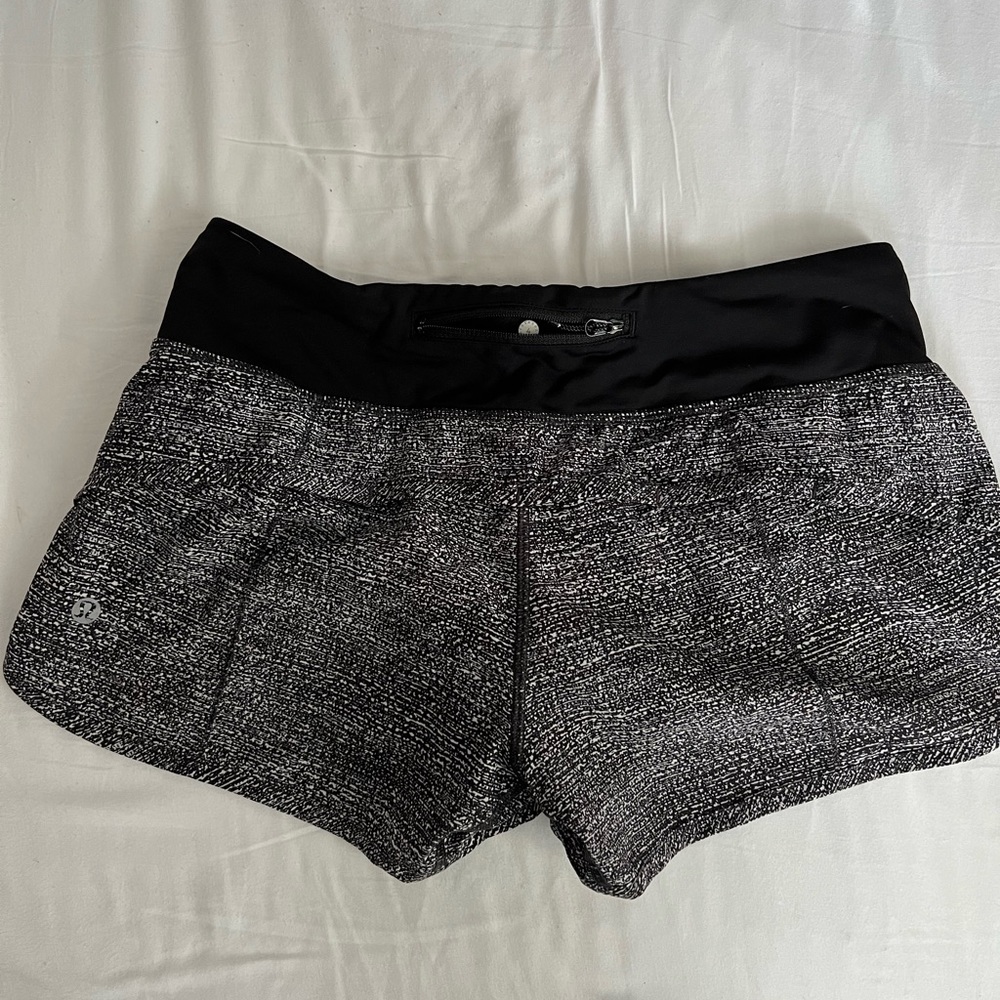 Lululemon hotty hot short 4” inseam